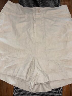 Women’s Small Ann Taylor Loft Cream Shorts with Elastic Waistband NWT